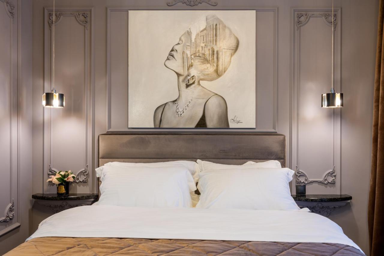 Mr Grey Boutique Hotel Odessa Exterior photo